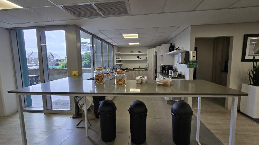 Executive Office Space Property Images
