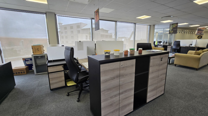 Executive Office Space Property Images