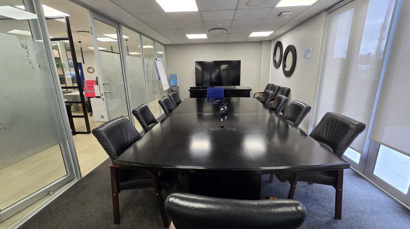 Executive Office Space Property Images