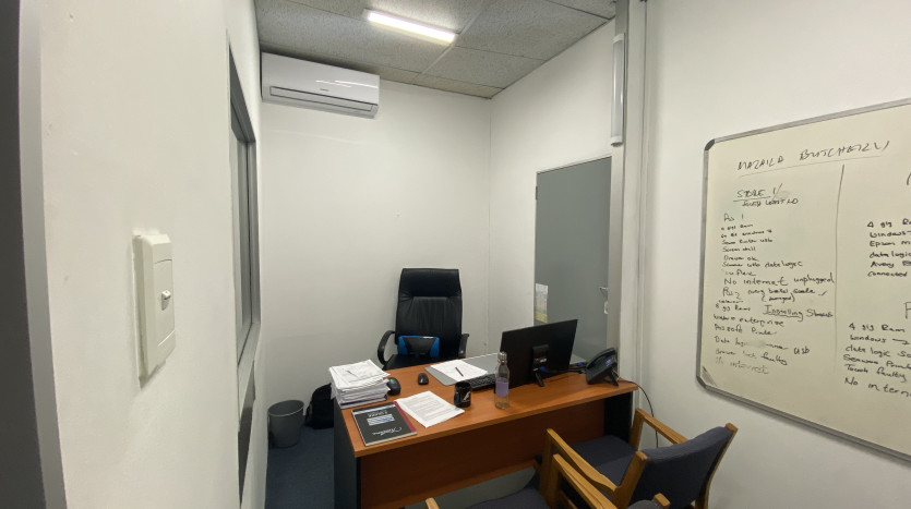 Commercial Property in Windermere Property Images