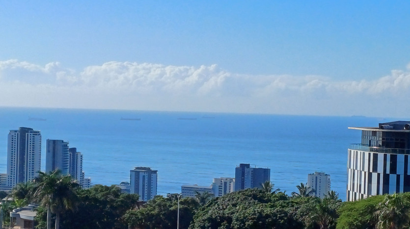 Large Exclusive Apartment with Indian Ocean Views Property Images