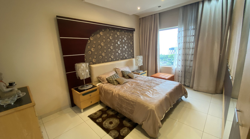 Large Exclusive Apartment with Indian Ocean Views Property Images