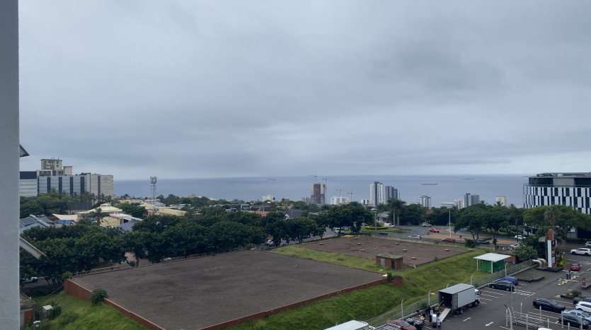 Large Exclusive Apartment with Indian Ocean Views Property Images