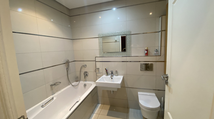Large Exclusive Apartment with Indian Ocean Views Property Images