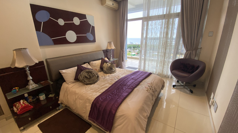 Large Exclusive Apartment with Indian Ocean Views Property Images