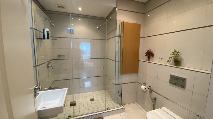 Large Exclusive Apartment with Indian Ocean Views Property Images