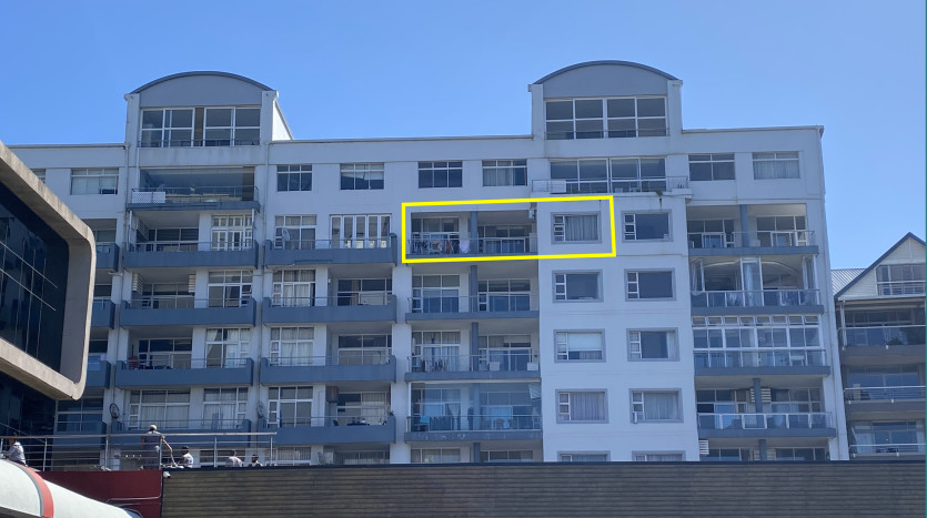 Large Exclusive Apartment with Indian Ocean Views Property Lead Image
