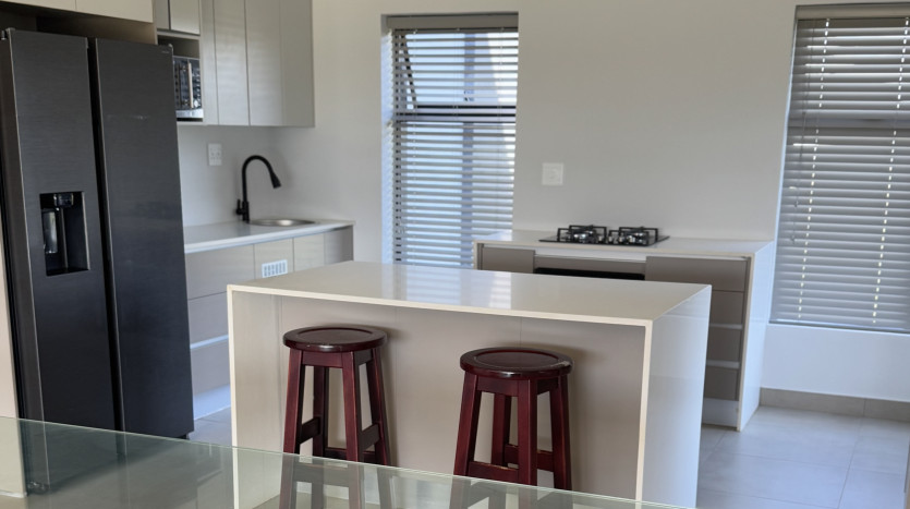 Luxury 4-Bedroom Home for Sale in La Camargue Private Country Estate, Hartbeespoort Property Images