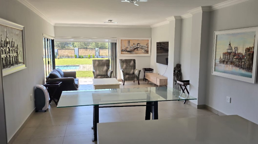 Luxury 4-Bedroom Home for Sale in La Camargue Private Country Estate, Hartbeespoort Property Images