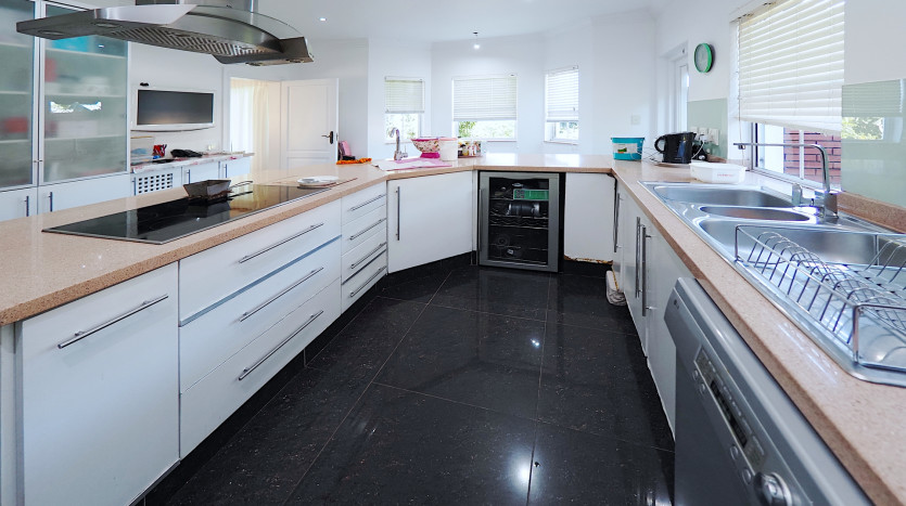 POWER OF ATTORNEY: Family Home Mount Edgecombe Golf Estate Property Images