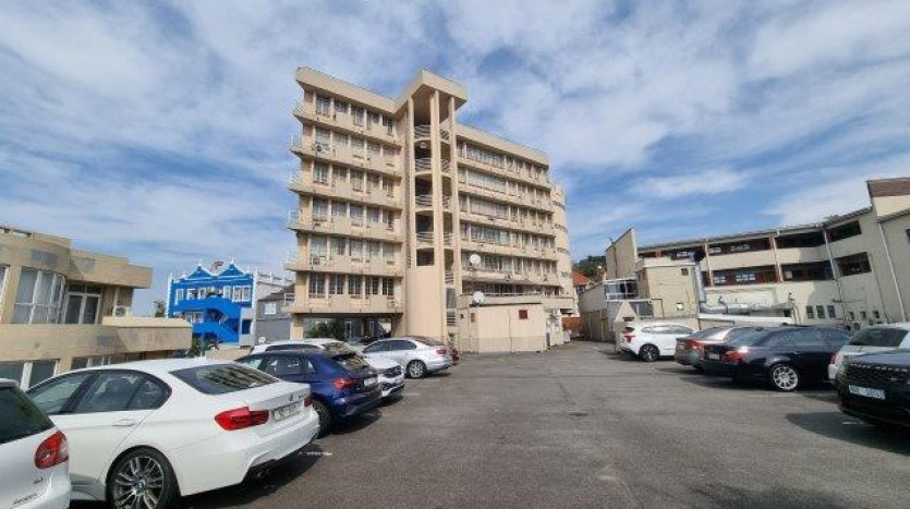 Office Space in Prominent Building Property Images