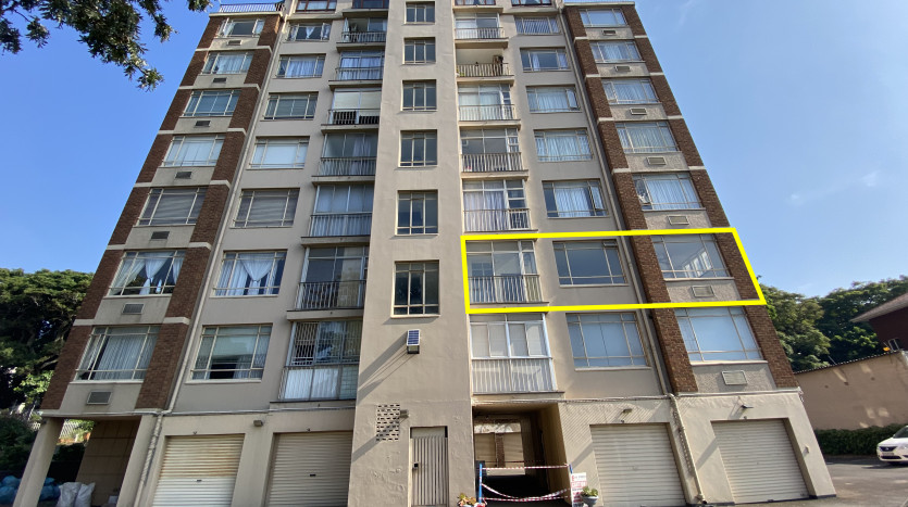 DECEASED ESTATE: 2 Bedroom Apartment in Glenwood Property Lead Image