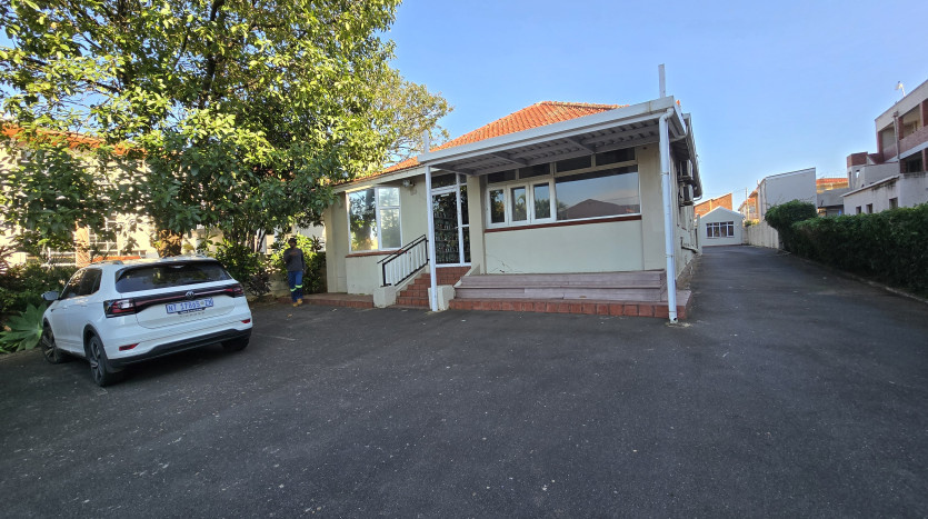 Mixed Use Property on Peter Mokaba Ridge Property Images