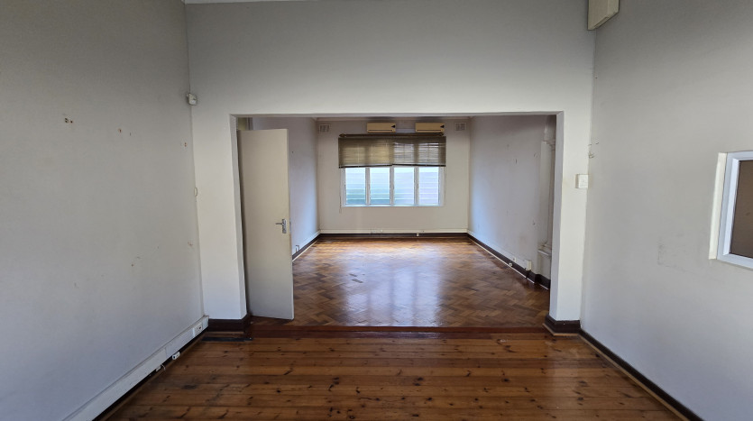 Mixed Use Property on Peter Mokaba Ridge Property Images
