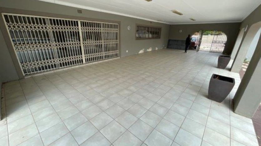 INSOLVENT ESTATE: 3 Bedroom Home in Riebeeckstad Property Images