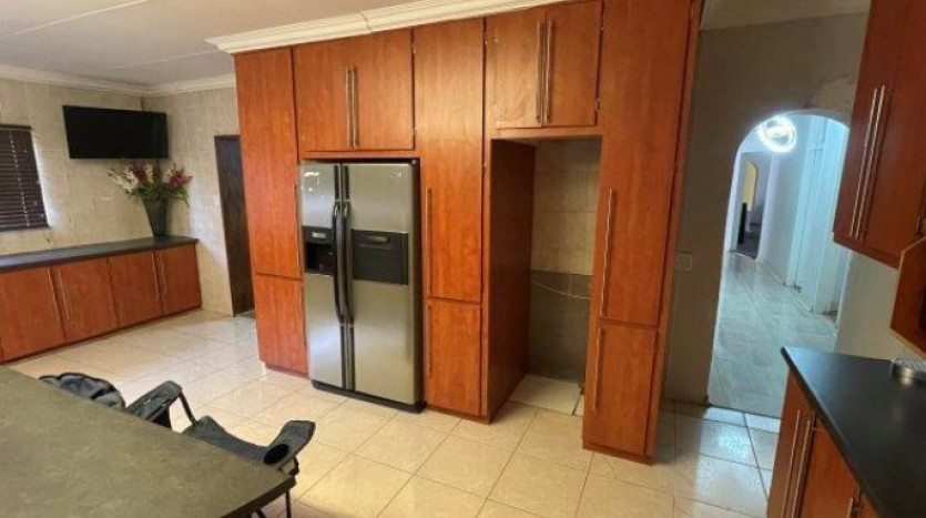 INSOLVENT ESTATE: 3 Bedroom Home in Riebeeckstad Property Images