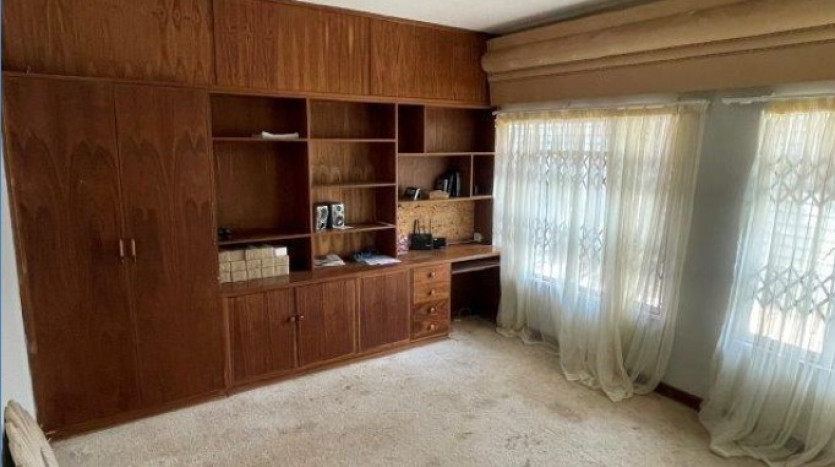 INSOLVENT ESTATE: Spacious Double Storey Home in Riebeeckstad Property Images