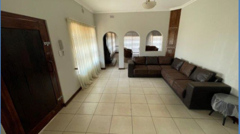 INSOLVENT ESTATE: Spacious Double Storey Home in Riebeeckstad Property Images