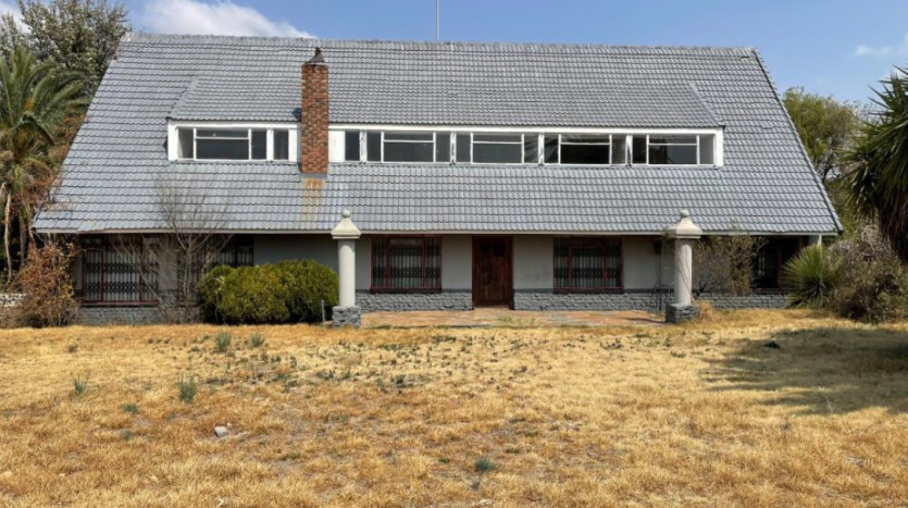 INSOLVENT ESTATE: Spacious Double Storey Home in Riebeeckstad Property Lead Image