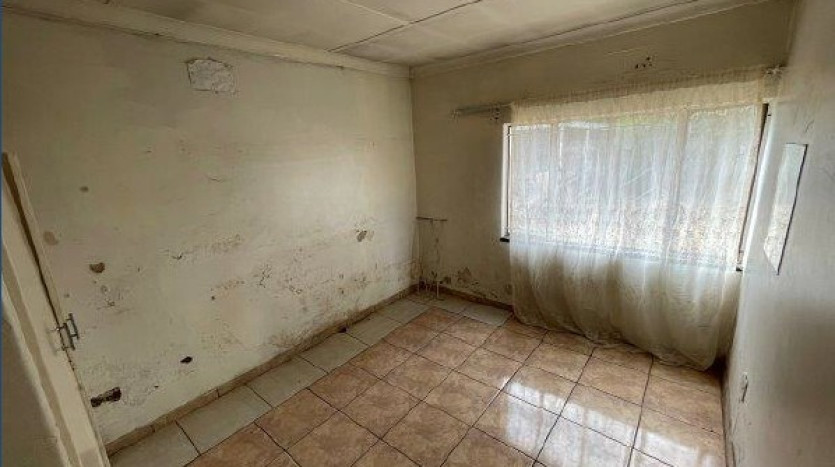 INSOLVENT ESTATE: 3 Bedroom Home in Welkom Property Images