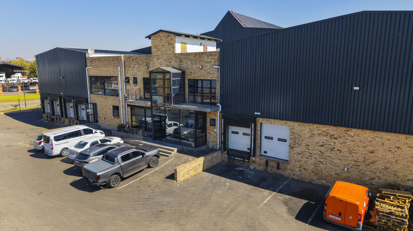 Investment Opportunity – Modern Cold Storage Facility Property Images