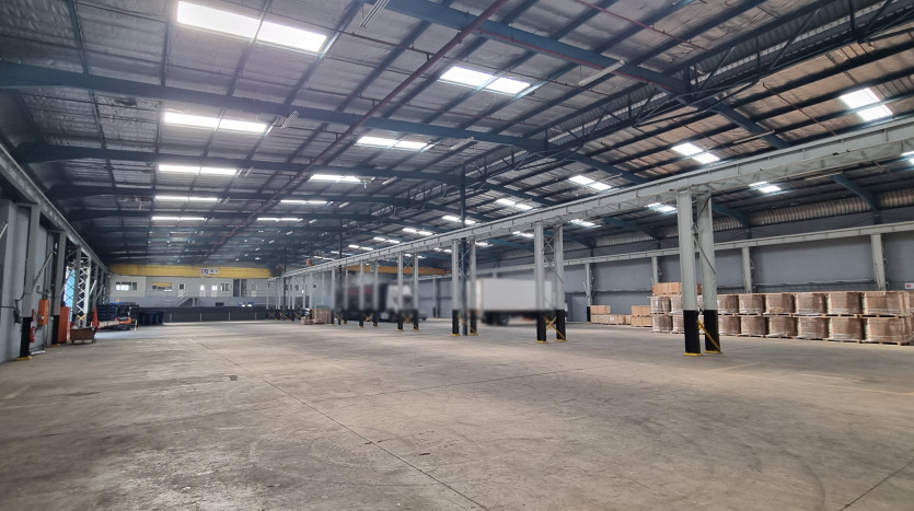 Warehouse In Thriving Springfield Park Property Images