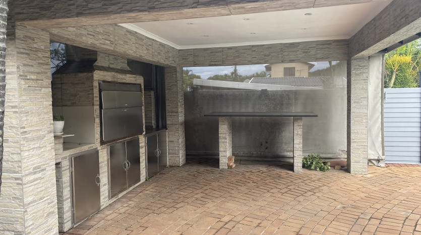 7 Bedroom Townhouse in Bluff Property Images