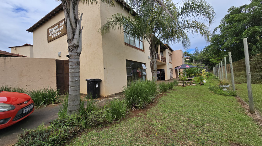 Conference Centre and Commercial Units in Port Edward Property Lead Image