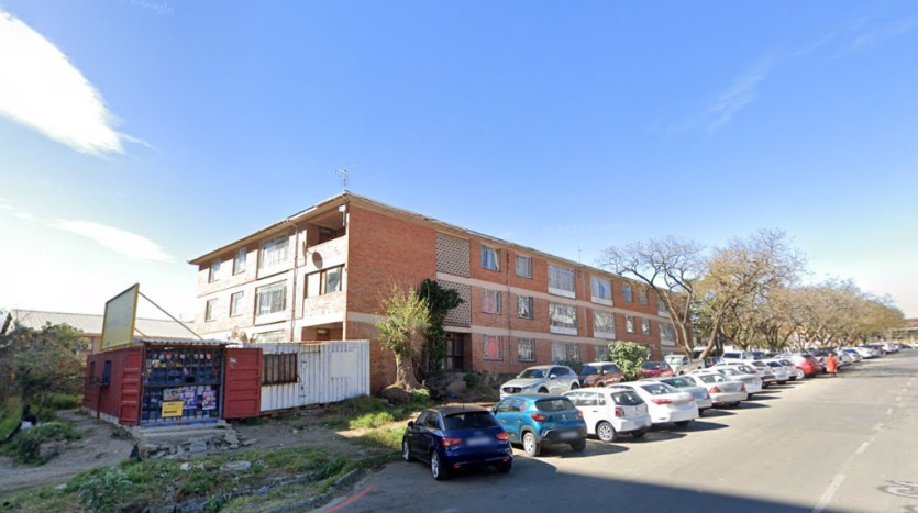 Block of 12 Flats in Norwood, Mthatha Property Images