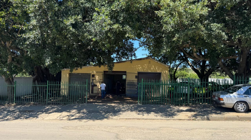 Investment Building in Qonce, King Williams Town for Sale by Auction Property Images