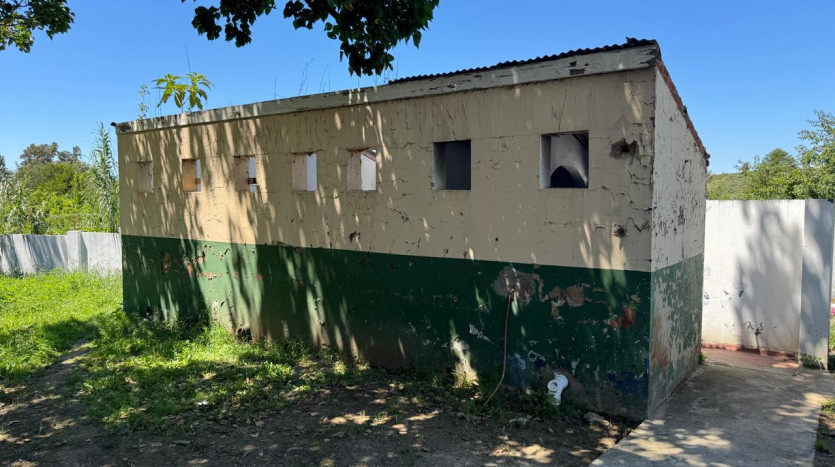 Investment Opportunity – Office & Accommodation with Student Housing Potential Property Images