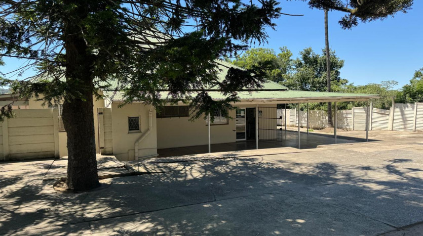 Investment Opportunity – Office & Accommodation with Student Housing Potential Property Images