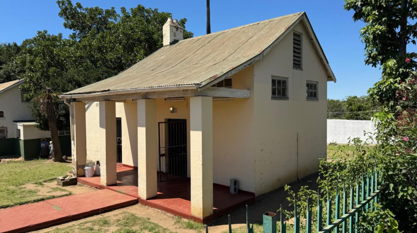 Investment Opportunity – Office & Accommodation with Student Housing Potential Property Images