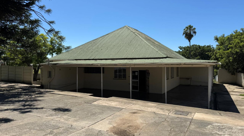Investment Opportunity – Office & Accommodation with Student Housing Potential Property Images