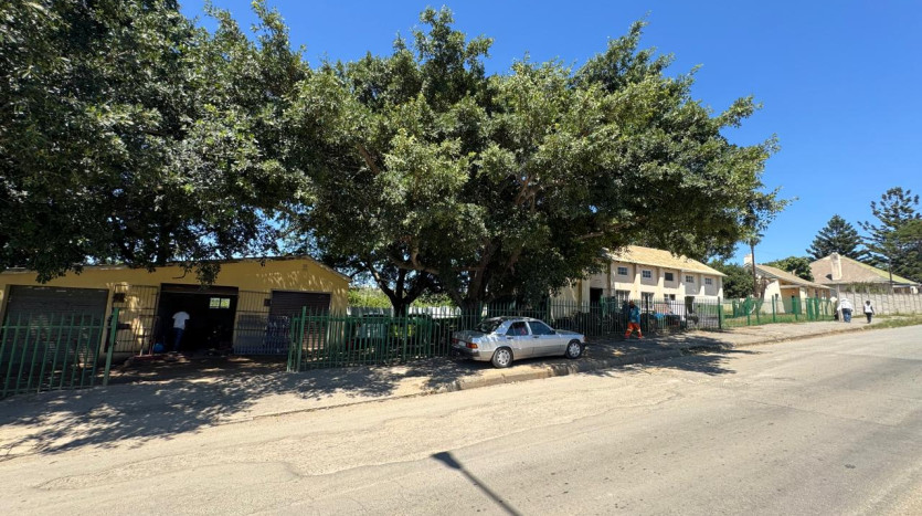 Investment Opportunity – Office & Accommodation with Student Housing Potential Property Images
