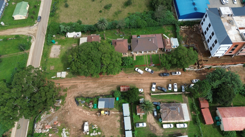 Versatile Property for Sale in Mqanduli – Ideal for Accommodation, Office Space, or Small Business Use Property Images