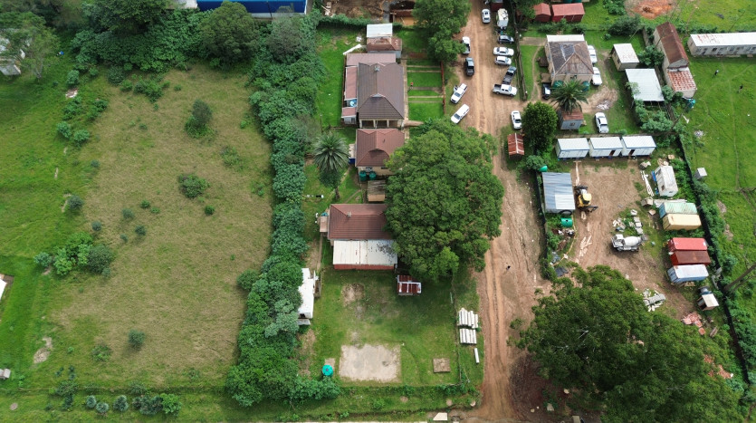 Versatile Property for Sale in Mqanduli – Ideal for Accommodation, Office Space, or Small Business Use Property Images