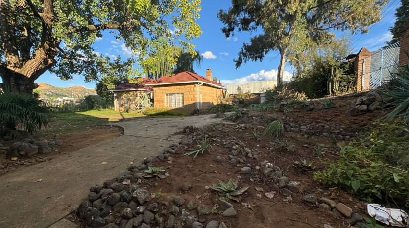 Income-Generating Commercial Property in Butha-Buthe Town Centre, Lesotho Property Images