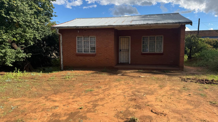 Strategically Positioned, Backing Taxi Rank— Ideal For Retail, Mixed-Use Development Property Images