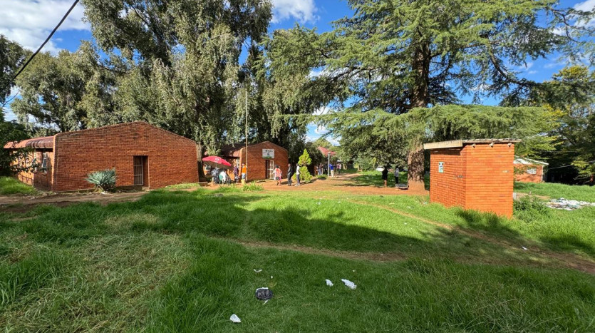 Strategically Positioned Redevelopment Property In Lesotho for Sale by Auction Property Images