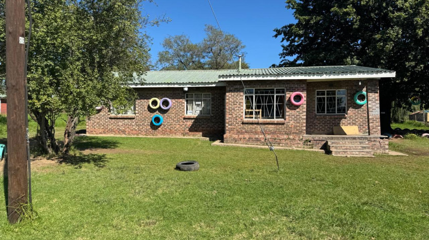 A Prime Area Situated In The Strategically Located Centre Of Mafeteng Property Images