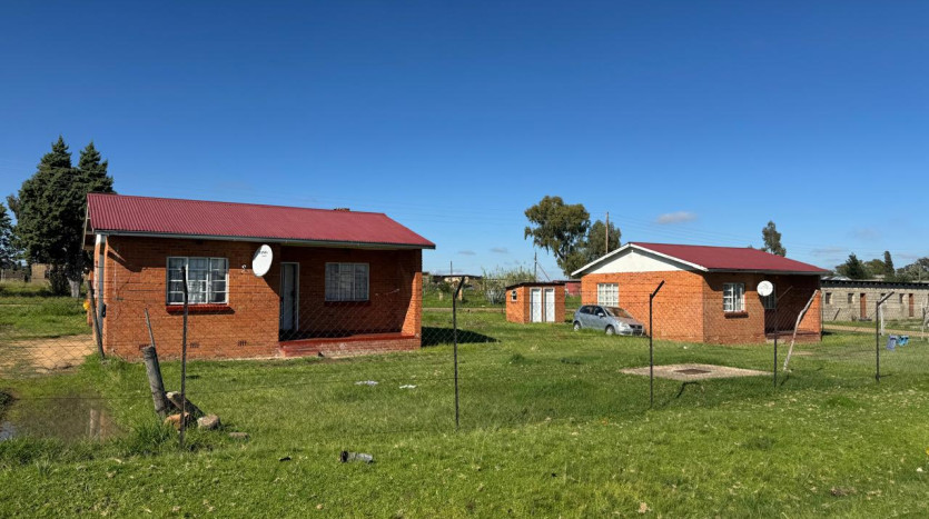 Residential Property - Centre Of Mafeteng, Lesotho On Auction Property Images