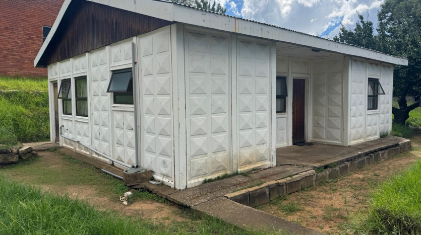 Commercial Property In Prime Commercial Zone of Lesotho Property Images