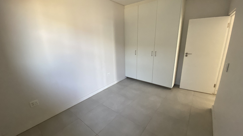 Brand New Simplex With Sea Views Property Images