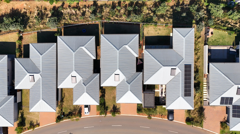 Brand New Simplex With Sea Views Property Images