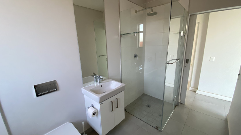Brand New Simplex With Sea Views Property Images