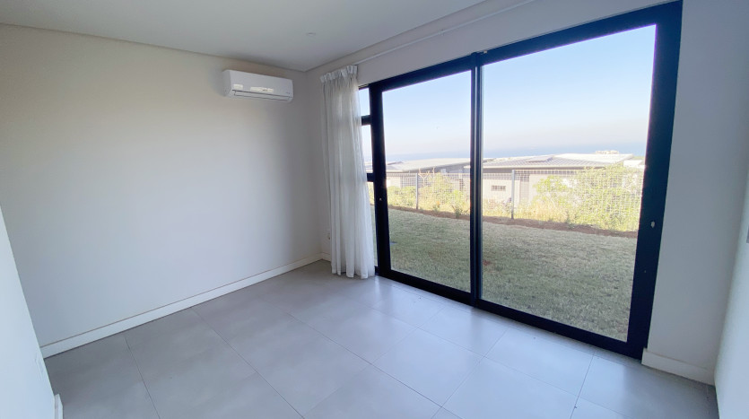 Brand New Simplex With Sea Views Property Images
