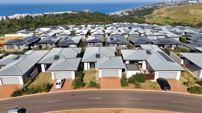 Brand New Simplex With Sea Views Property Images