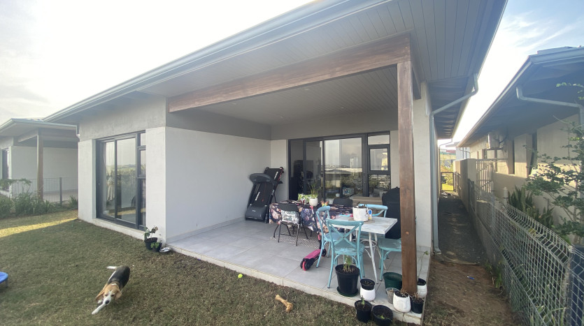 Estate Living in Newly Built Home – Umdloti Property Images