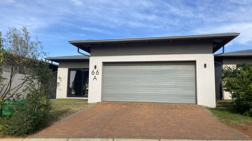 Modern 3-Bedroom Home in Prestigious Salta Estate Property Lead Image